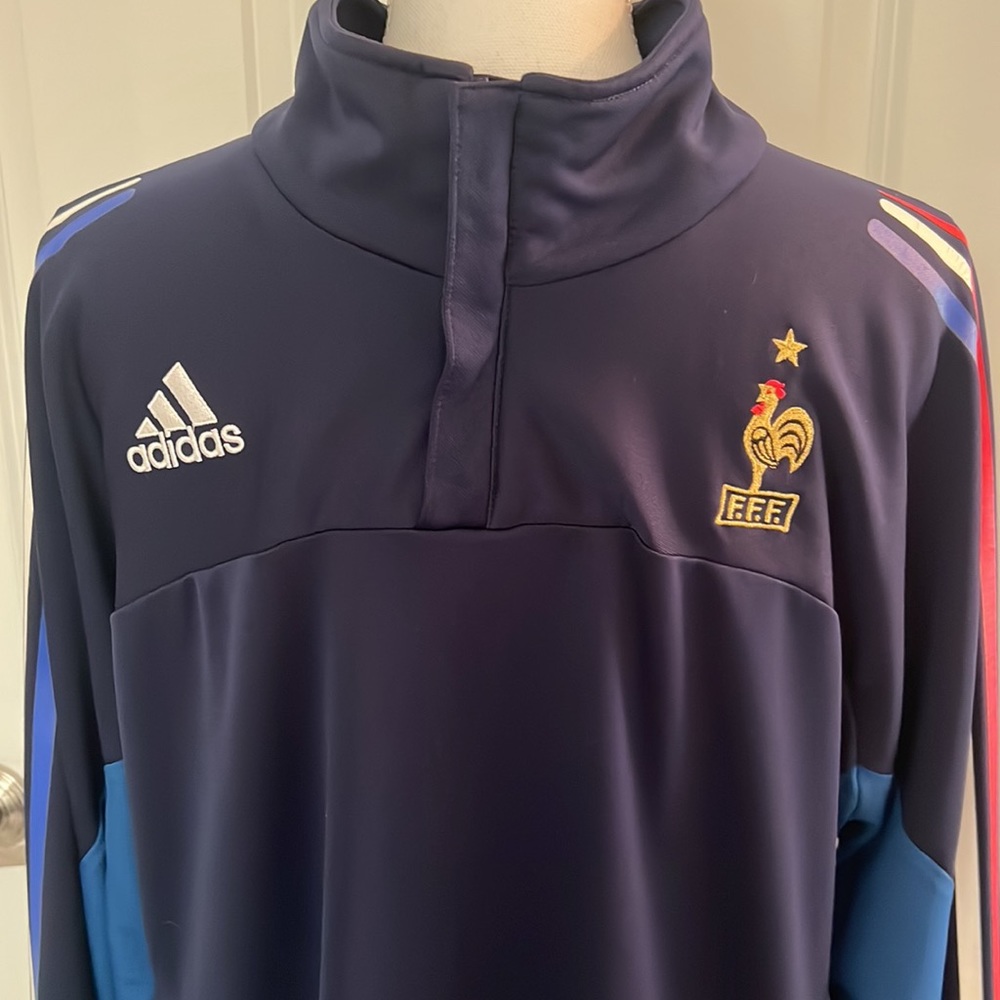 Adidas - Picture 2 of 5